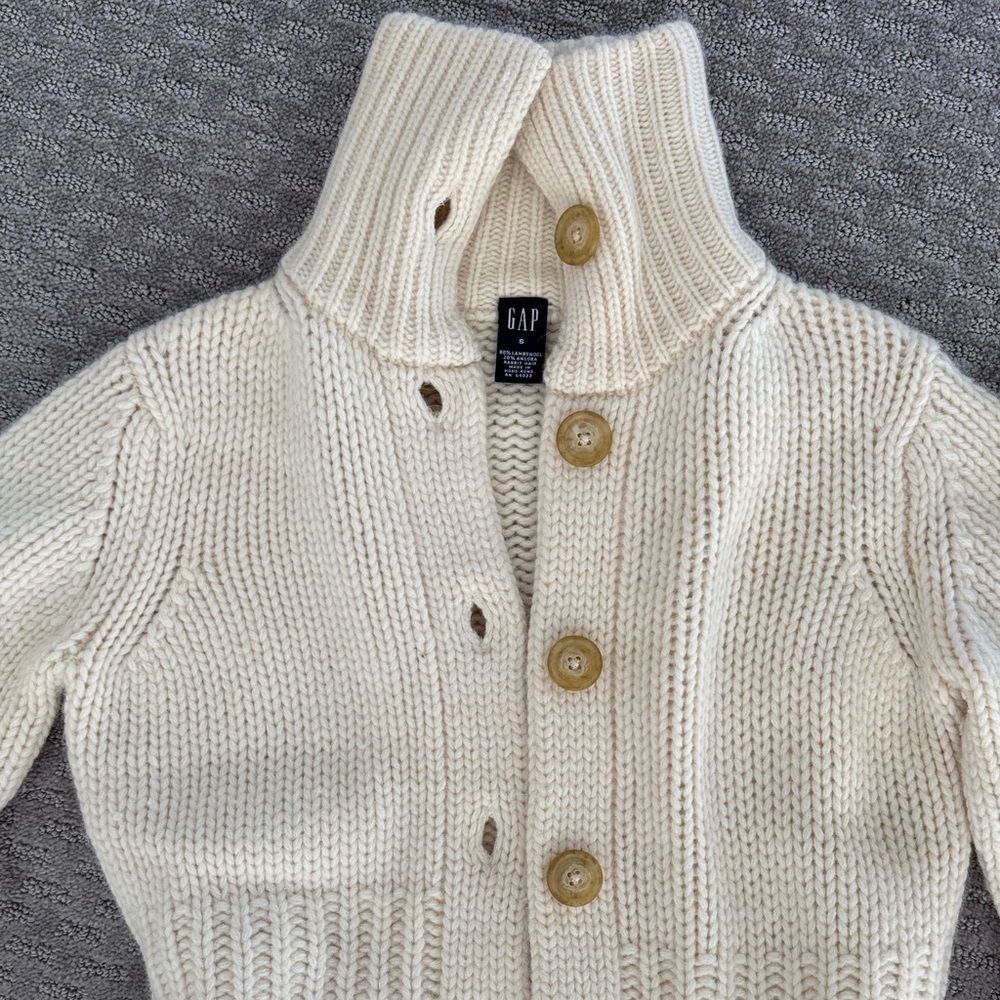 GAP Cream Ribbed Button-Front Turtleneck Sweater